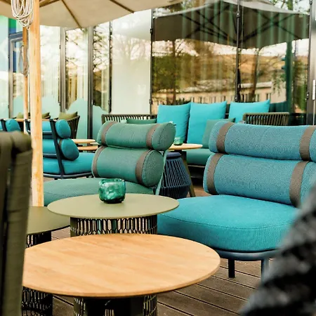 Motel One Salzburg-Süd-3