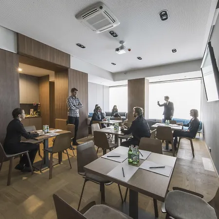 Hotel Cubo-2