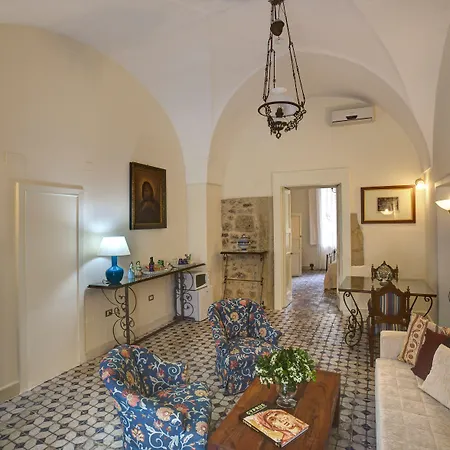 Palazzo Bernardini Suites-3