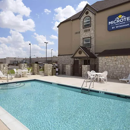 Microtel Inn & Suites By Wyndham Odessa Tx-3