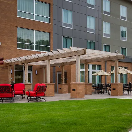 Holiday Inn Express And Suites Madison Central By Ihg-3
