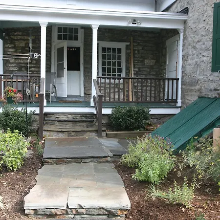 The Stone House Bed And Breakfast-2