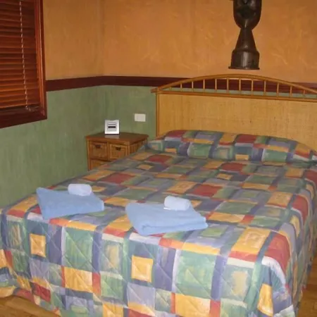 Ivanhoe Village Caravan Resort-3