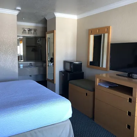 Lake Point Lodge-3