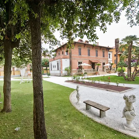 Hotel Pisa Tower-2