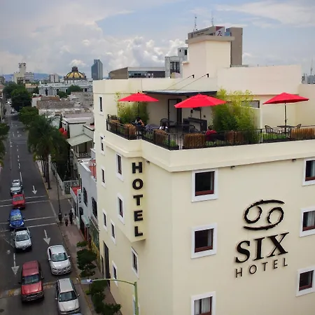 Six Hotel Guadalajara Expiatorio-2
