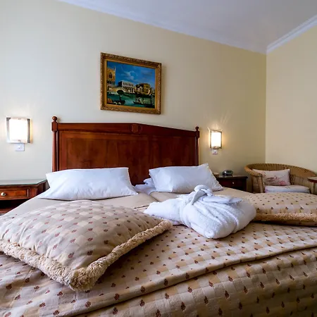 Hotel Churchill-3
