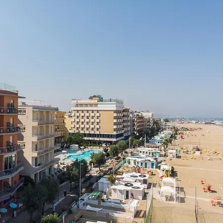 Hotel International-2