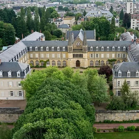 Espace Bernadette Soubirous Nevers-3