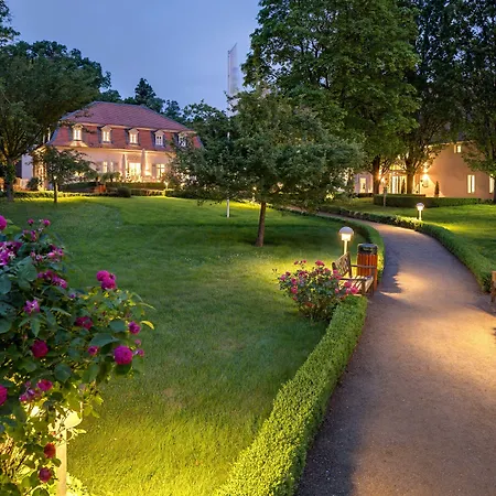 Hotel Jagdschloss Kranichstein-2