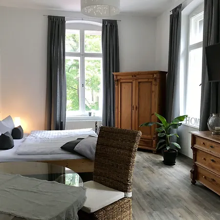 Hotel Dein Gutshof-2