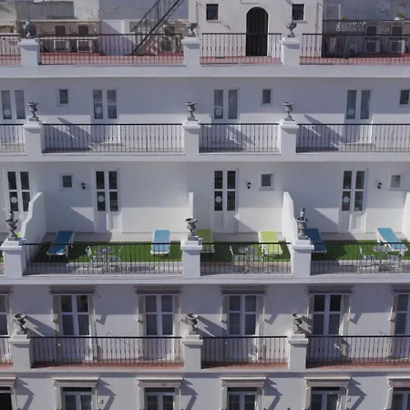 Albufeira Beach Hotel By Kavia-3