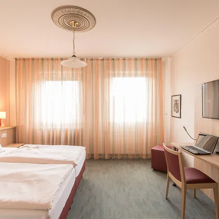 Hotel Leander-2