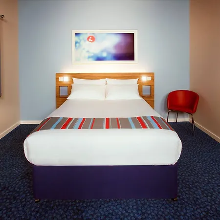 Travelodge London Battersea Hotel-3