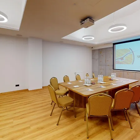 Sky Hotel Krakow-2