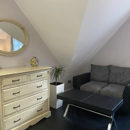 Harlestone Retreat (Adults Only)-2