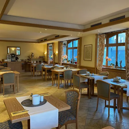 Hotel Lobmeyer-2