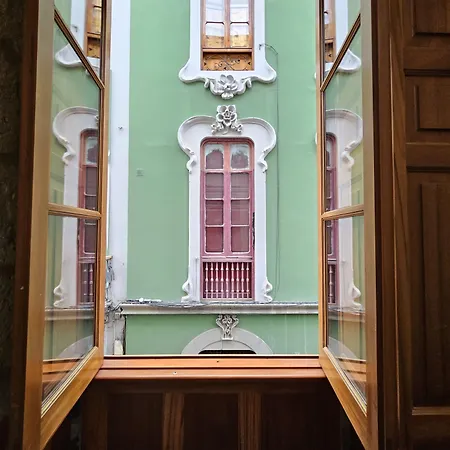 Triana Rooms EH-2