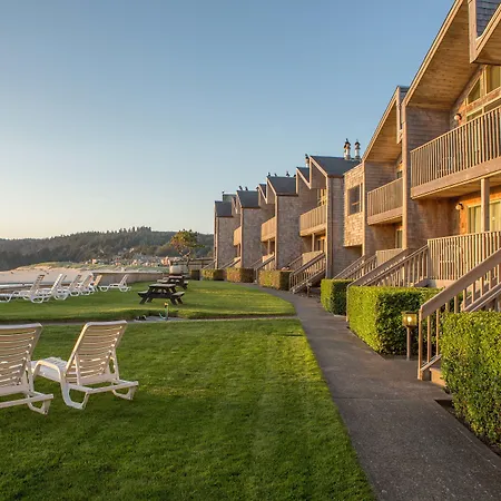 Schooner'S Cove Inn-3