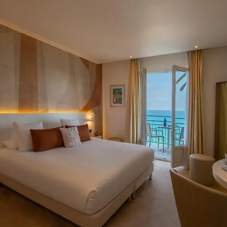 Best Western Premier Hotel Prince de Galles-3