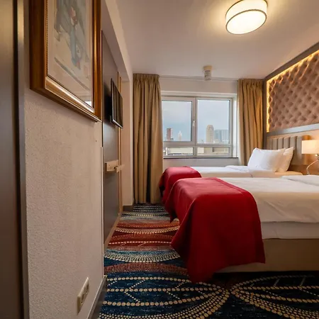 Art Hotel Rotterdam-Fully Renovated-2