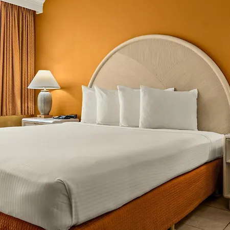 Airport Honolulu Hotel, Trademark Collection By Wyndham-3