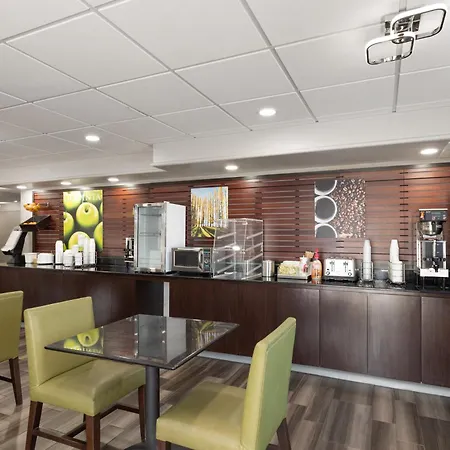 La Quinta Inn By Wyndham Nashville South-2