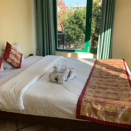 Hotel Noble Inn-2