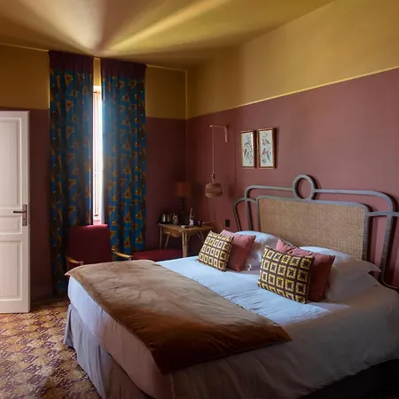 Le petit hotel-2
