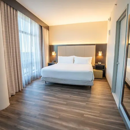 Holiday Inn Express Long Island City E - New York By Ihg-2