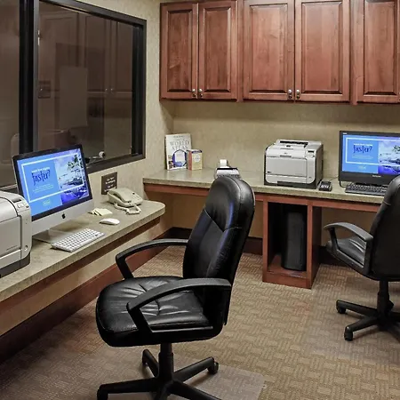 Hampton Inn & Suites Youngstown-Canfield-2
