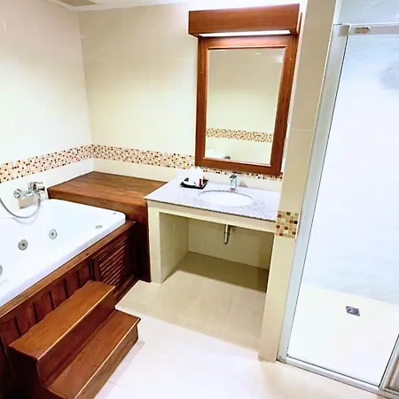 Orchid Garden Hotel Patong-2