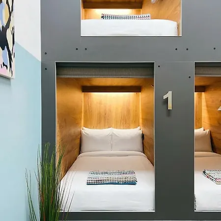 Urbankey Pods - Vienna Neubau-2