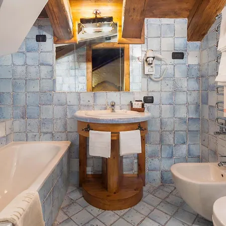 Hotel Cortina-3