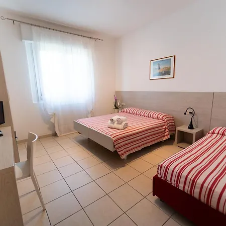 Hotel Dafne-3