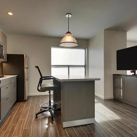 Hyatt House Oak Brook-3