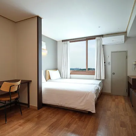 Western Coop Hotel & Residence Dongdaemun-3