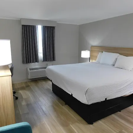 Days Inn By Wyndham Effingham-2