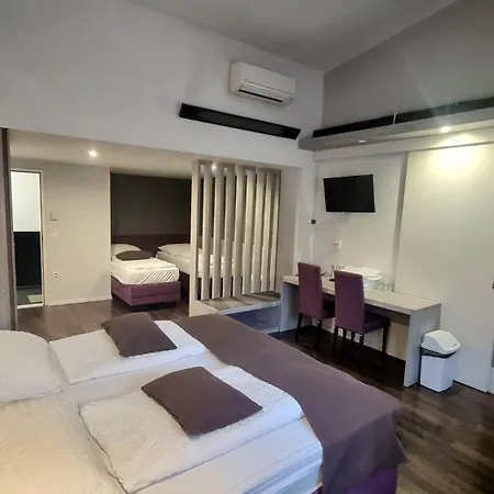 Hotel Emonec-3