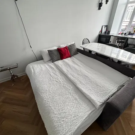 Miro Rooms Skolas - Quiet Chic, Free Parking, Self Check-In-2