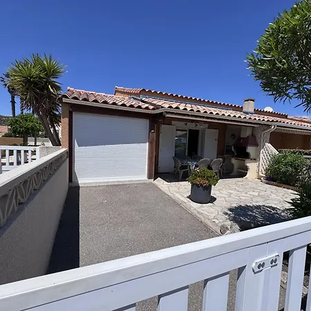 HOLIDAYLAND BAIE DES OLIVIERS VILLA 36m2 1chambre fermée 6 couchages ou VILLA 41M2 2chambres fermées 7 couchages-3