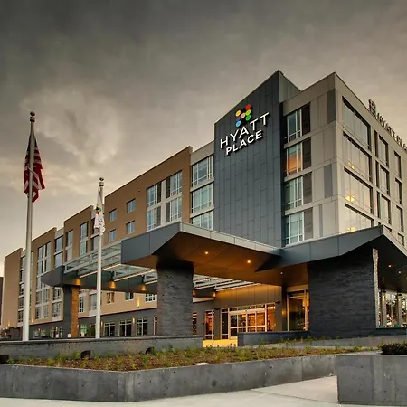 Hyatt Place Milwaukee Downtown-2