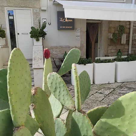 La Maison-3