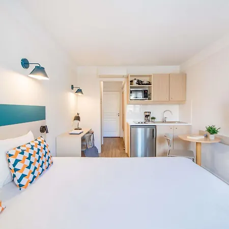 Aparthotel Adagio Access Marseille Prado Périer-3
