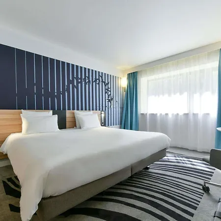 Novotel La Rochelle Centre-3