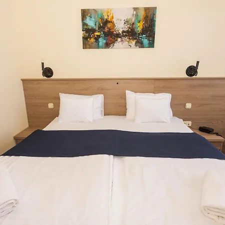 Hotel Mediterran Budapest-2