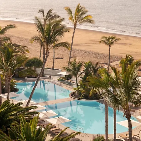 Plus Fariones Suite Hotel-3
