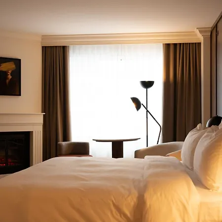 Metcalfe Hotel Montreal By Gray Collection-3