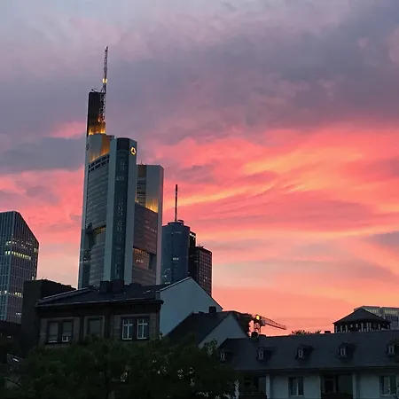 Ruby Louise Hotel Frankfurt By Ihg-3