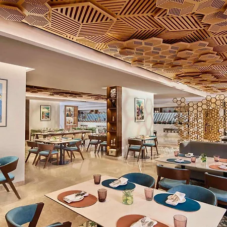 Novotel Mumbai International Airport-3